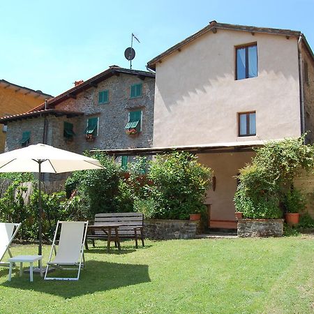 Villa Casa Webb Bagni di Lucca Exterior foto