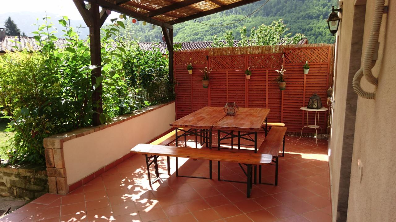 Villa Casa Webb Bagni di Lucca Exterior foto